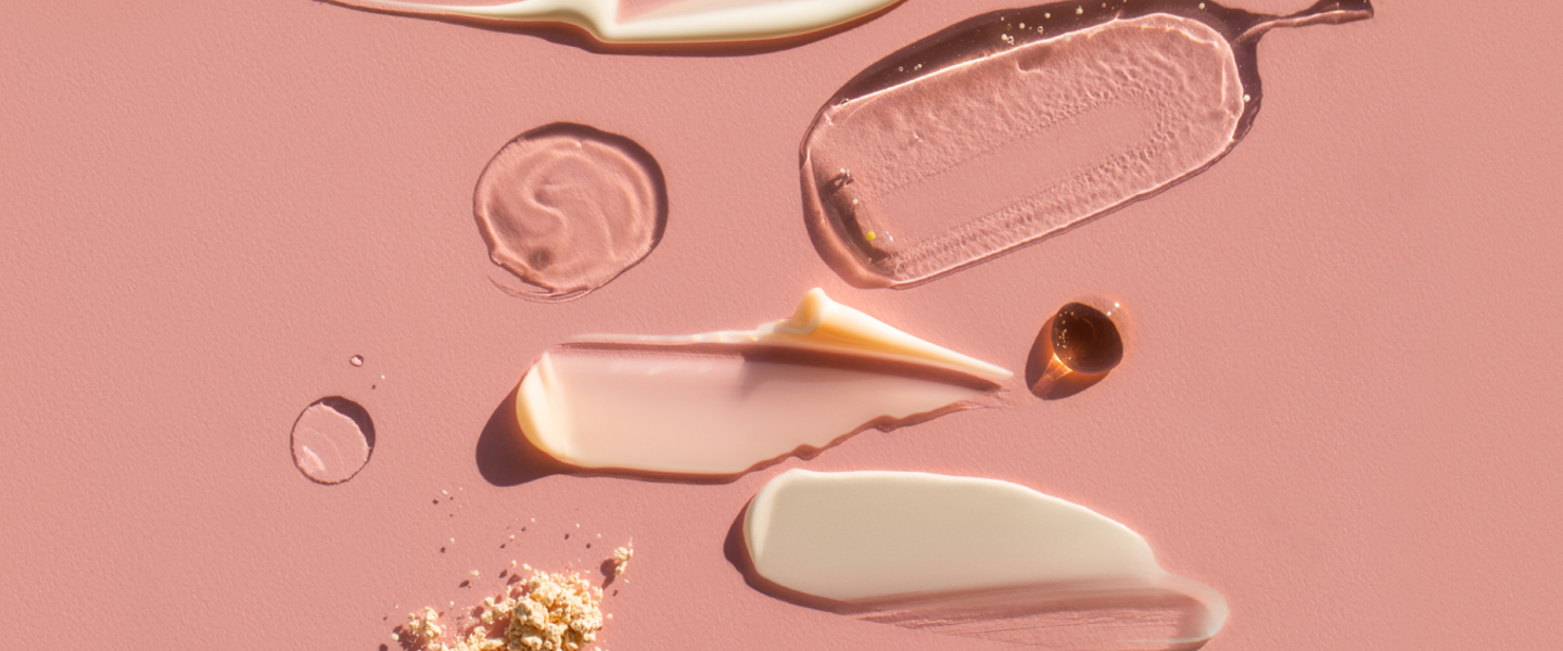 Contenu sur tout ce que vous devez savoir sur les solutions silicones pour les soins de la peau, les soins capillaires et autres