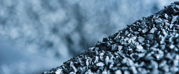 Le silicium métallurgique est généralement produit dans une taille de 0 à 100 mm, mais pour la plupart des applications, une réduction supplémentaire de la taille est nécessaire.